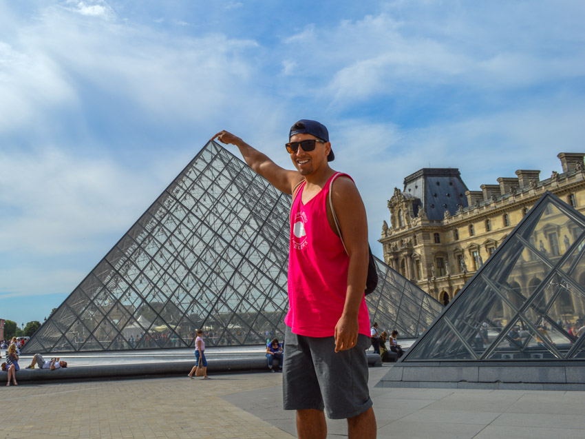 Louvre-Paris-France-Jeremy