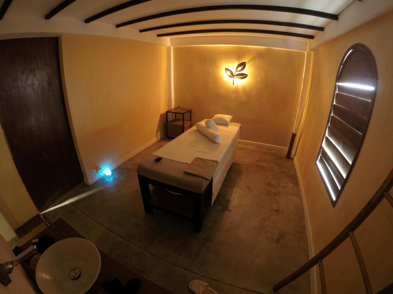 therapy-room-kaya-spa