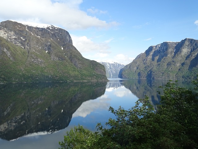 fjords-norway-travel-bucket-list