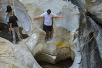 heart-rock-Falls-california