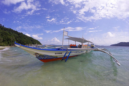 philippines-cacnipa-island-boat