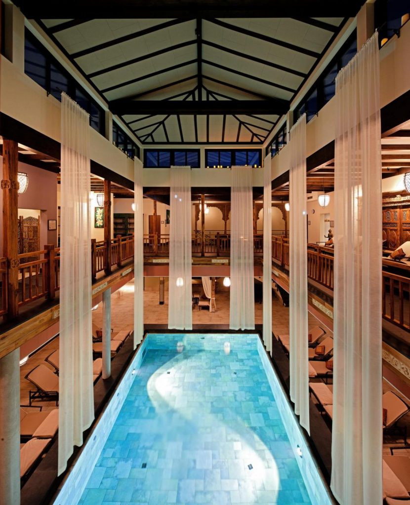 vabali spa Berlin Innenpool © vabali spa Berlin